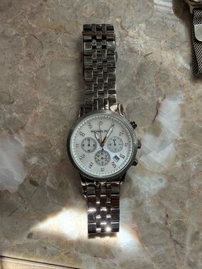 Michael Kors Silver and White Crystal-Accent Chronograph Bracelet Watch